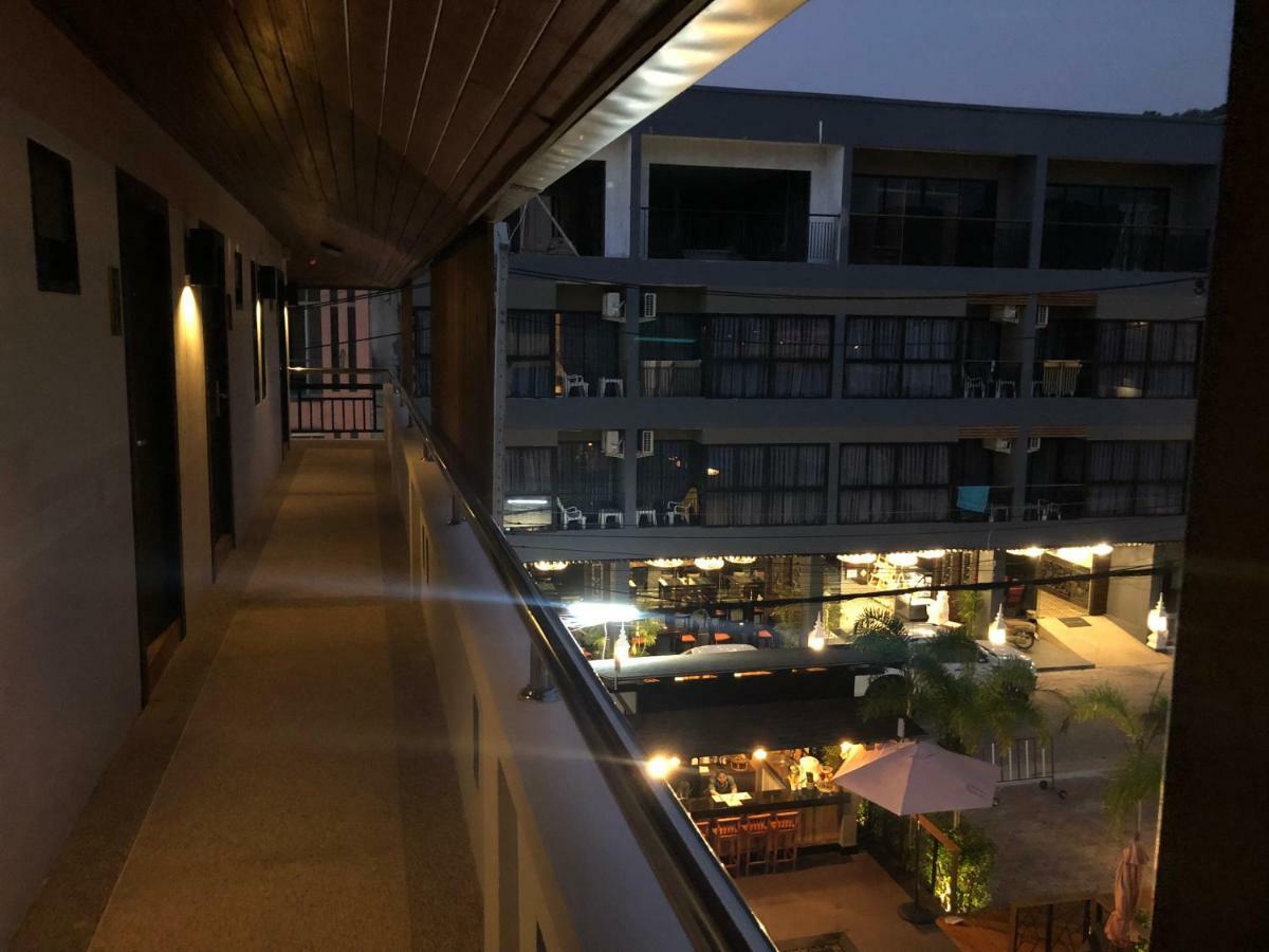 บ้านกะตะเมธา Karon ภายนอก รูปภาพ